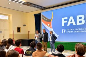 FAB! Festival dell'Archeologia di Bacoli 2026, documentari e cinema internazionale