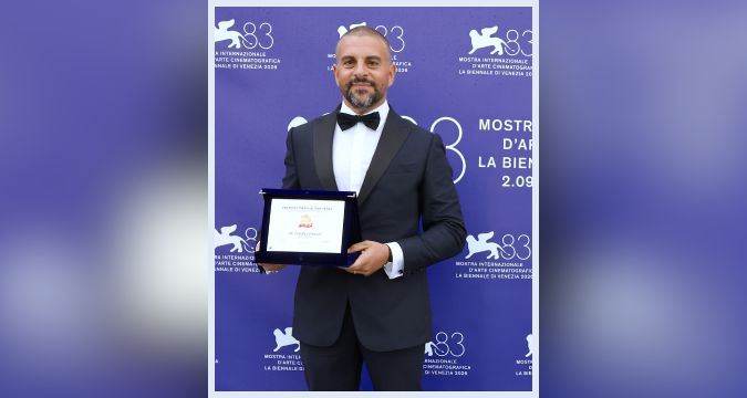 Luciano Perrone riceve il premio Beauty for Cinema a Venezia durante il Gran Galà Premio Cinema & Industria